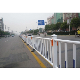 菏泽市市政道路护栏工程